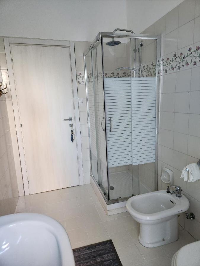 Ferienwohnung Chez Nous Rom Exterior foto