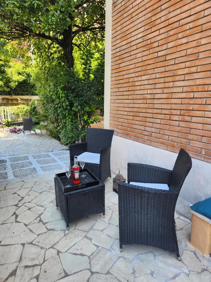 Ferienwohnung Chez Nous Rom Exterior foto